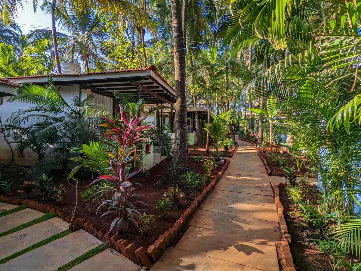 De Soul Sante Morjim Goa Hotel Exterior foto