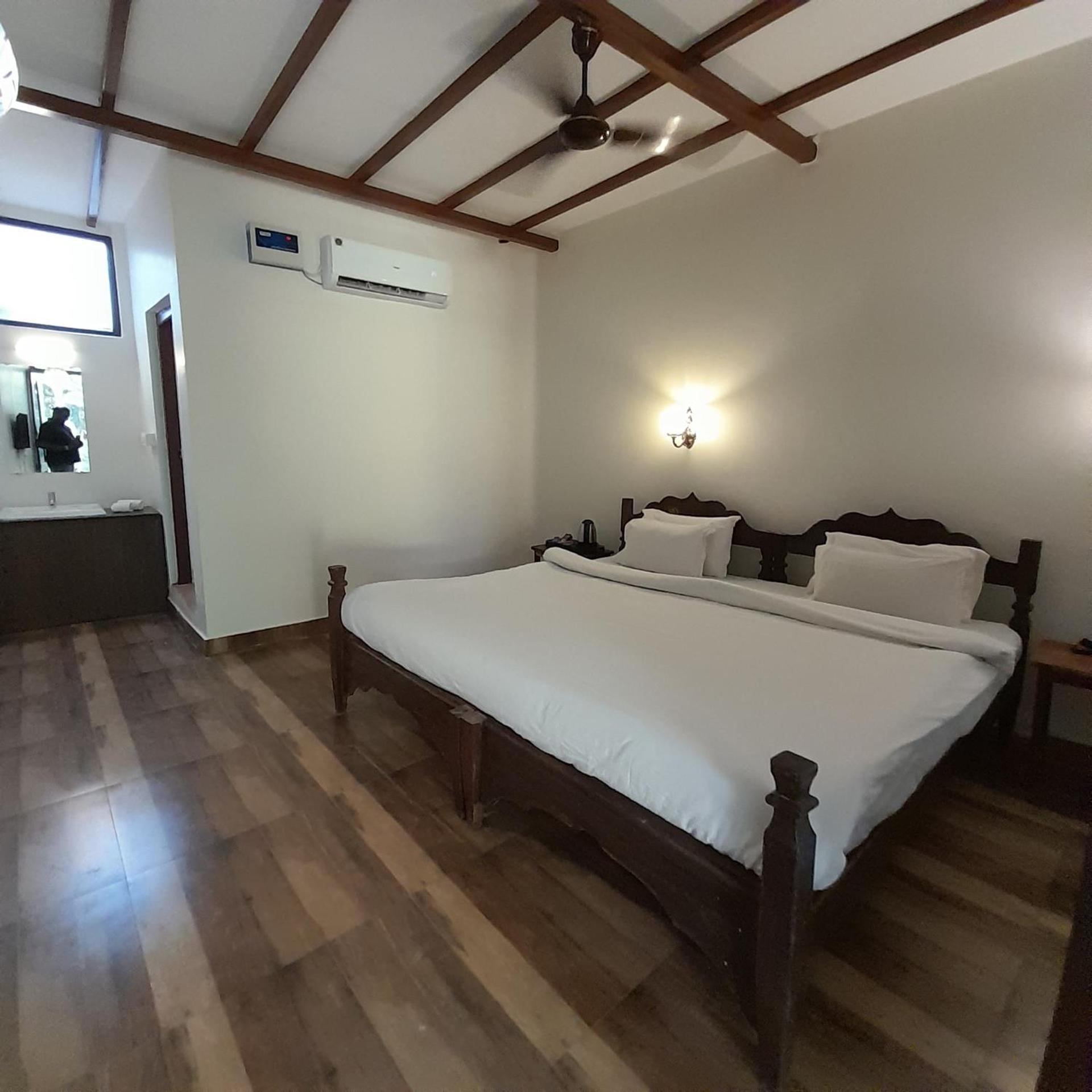 De Soul Sante Morjim Goa Hotel Exterior foto